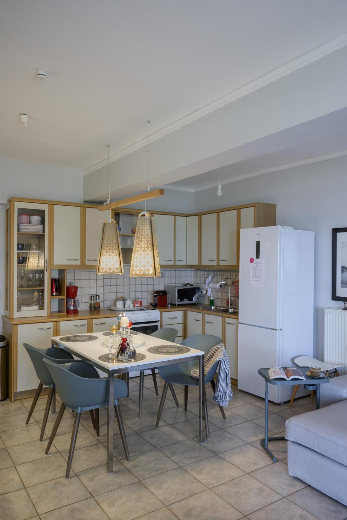 Harris Elegant House Superb View Near Airport Apartment Artemida  Luaran gambar
